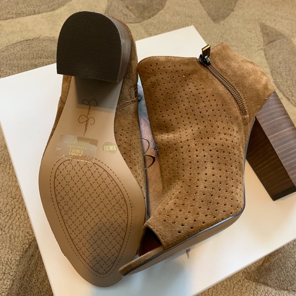 New Jessica Simpson Boots - Picture 3 of 8